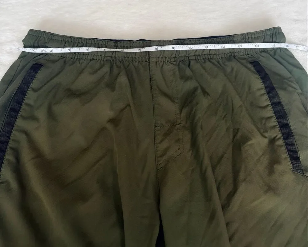 RVCA Men’s Olive Green Athletic Performance Shorts Size M Logo Drawstring
